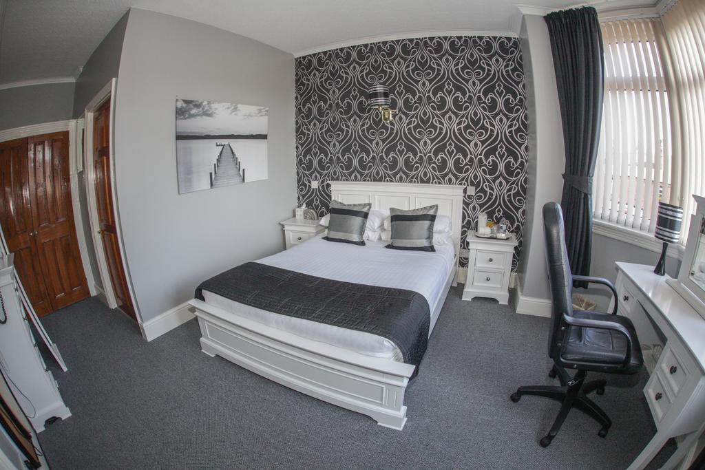 Tower House Executive Guest House Pontefract Exteriér fotografie