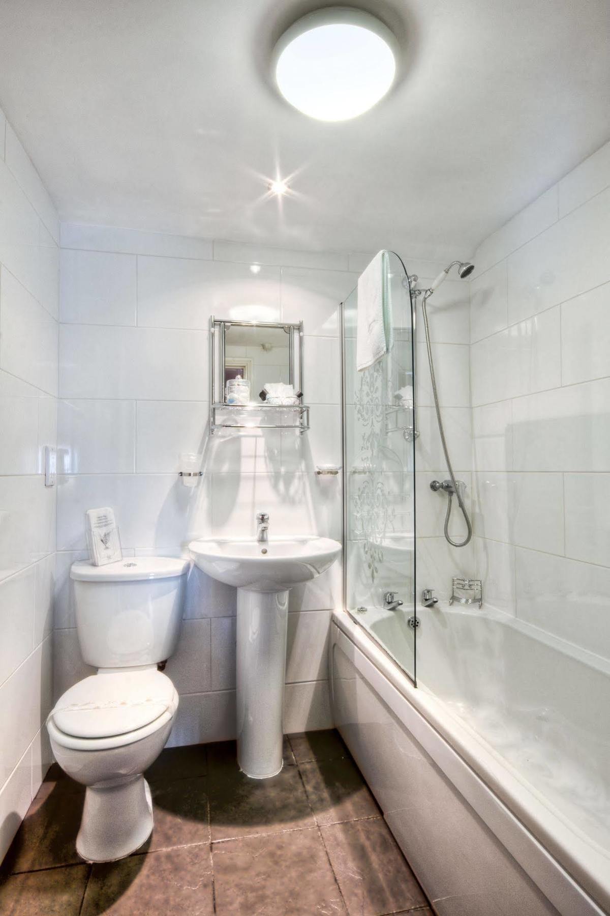 Tower House Executive Guest House Pontefract Exteriér fotografie